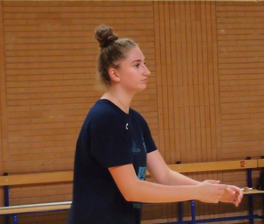 Margherita Gibin (allenamento) Prima in casa per la School Volley