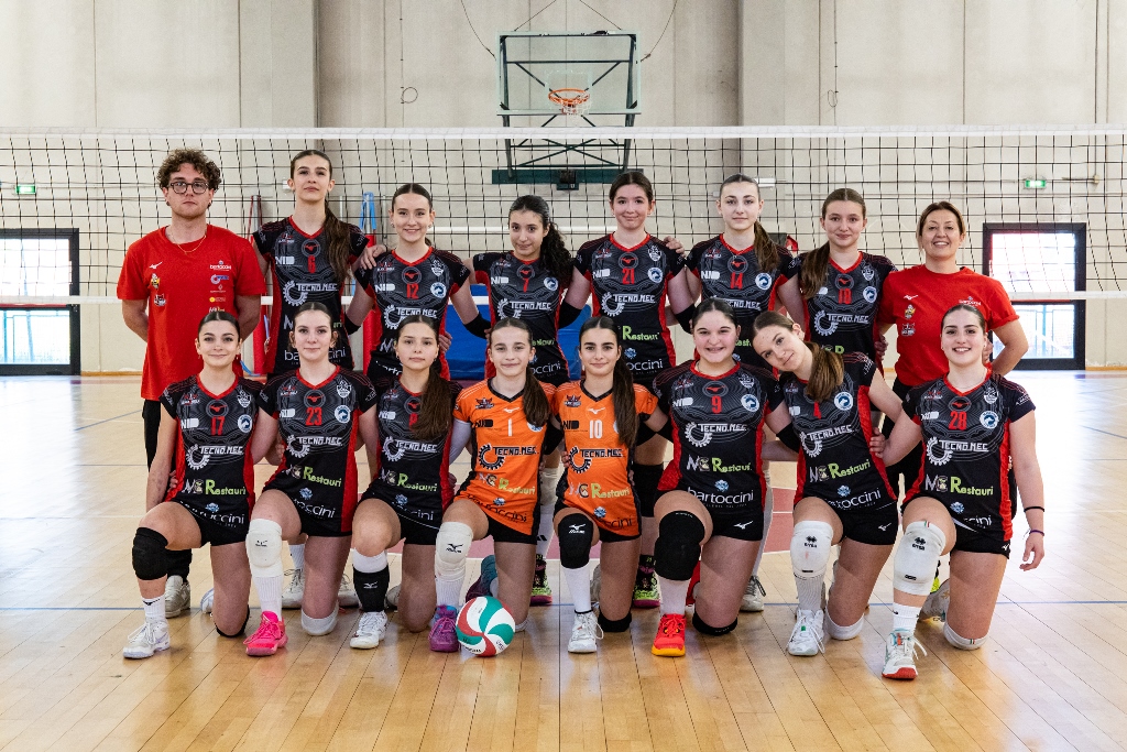 Under 14 School Volley Perugia 2025-2026 (finale persa).png School Volley sconfitta nella finale di Under 14